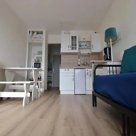 Studio For 4 People * Le Grau-du-Roi